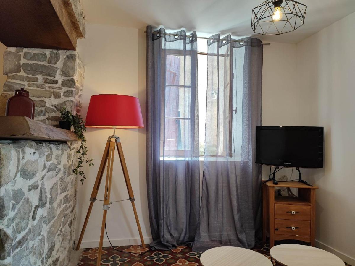 Studio Du Charme Medieval Conciergeriedamecarcas Carcassonne Bagian luar foto